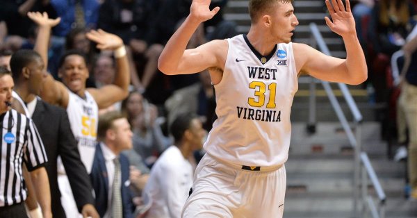 Selfless Mountaineer Big Man Logan Routt Gives Up Scholarship